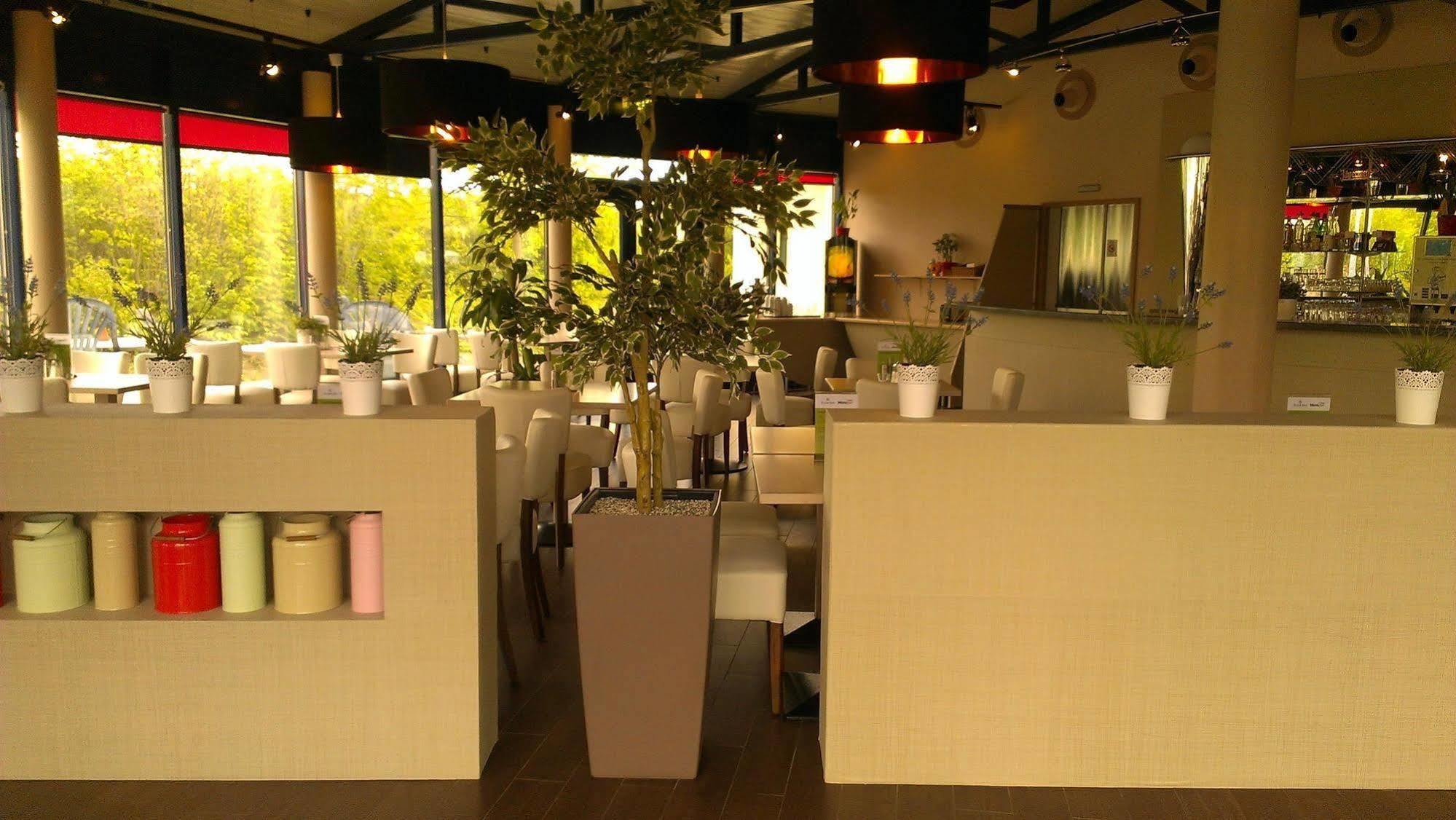 Plaza Inn Berlin Sued Ludwigsfelde Exteriör bild